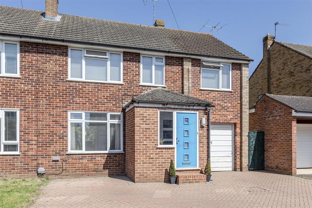 14 Gaveston Close - 12.jpg