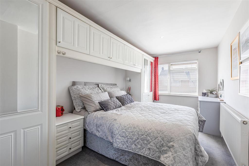 14 Gaveston Close - 23.jpg