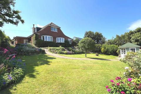 4 bedroom detached house for sale, Totland Bay