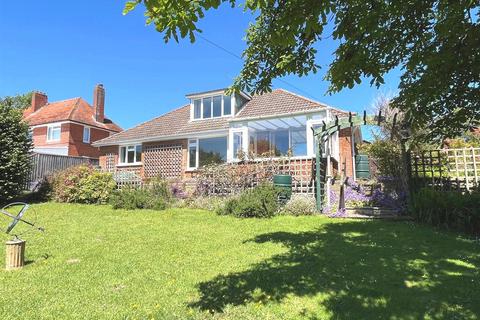 4 bedroom detached bungalow for sale, Windmill Lane, Totland Bay