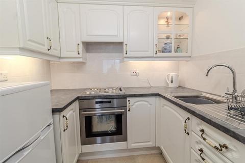 1 bedroom flat for sale, Beech Court, Mapperley, Nottingham