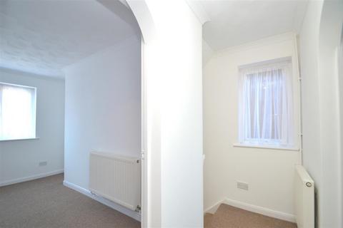 1 bedroom property for sale, Avenue Road, Freshwater