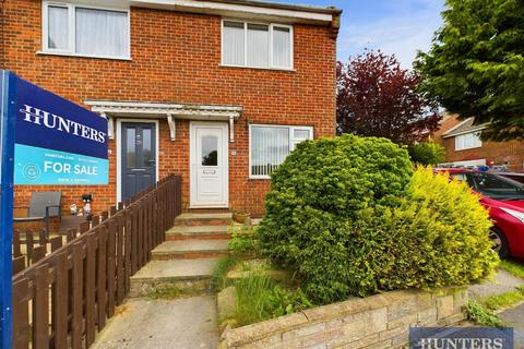 2 bedroom end of terrace house for sale, Priest Close, Hunmanby, Filey