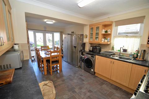 3 bedroom semi-detached house for sale, Freshwater