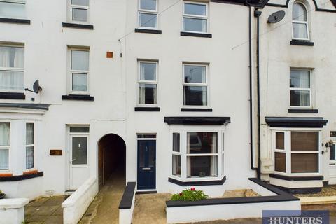 4 bedroom terraced house for sale, West Avenue, Filey