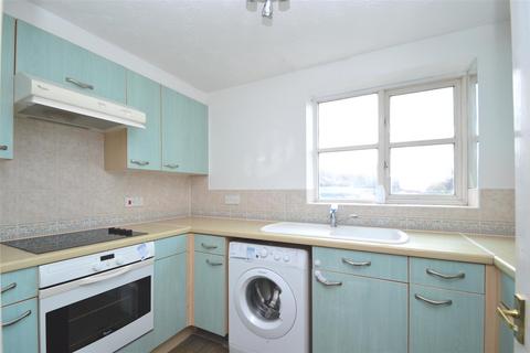 2 bedroom flat for sale, Cavalier Quay, East Cowes