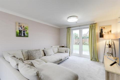 5 bedroom detached house for sale, Pitch Close, Carlton NG4
