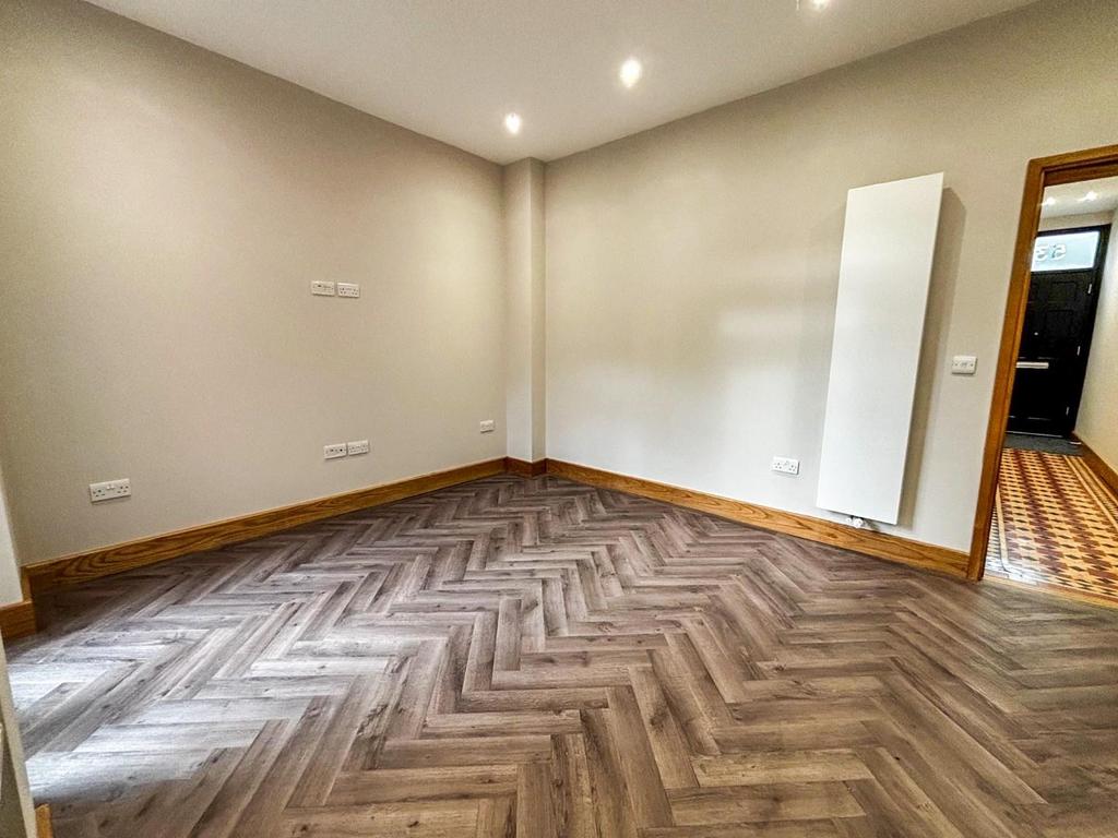 Rear Reception Room.jpg