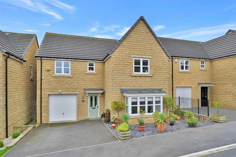 61 Brompton Drive, Bradford, BD10 0DW