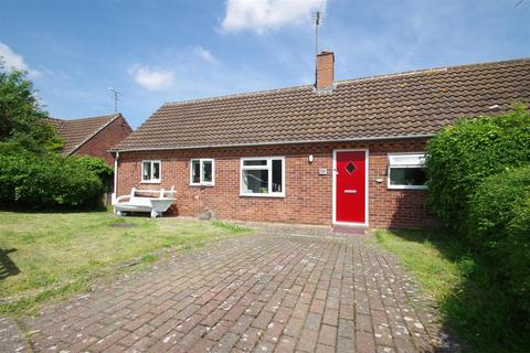 2 bedroom semi-detached bungalow for sale, Cleeve Down, Goring