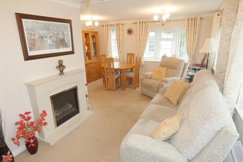 2 bedroom detached bungalow for sale, Western Park, Sandbach