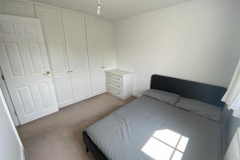 1 bedroom apartment to rent, St James Court, Altrincham
