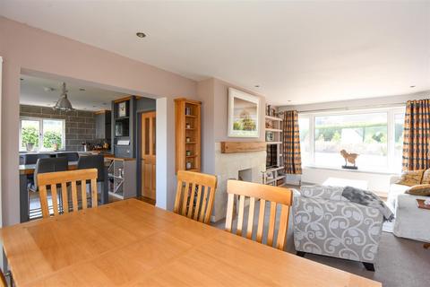 23 Middle Lane, Trowbridge, BA14 7LG