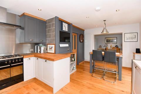 23 Middle Lane, Trowbridge, BA14 7LG