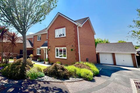 4 bedroom detached house for sale, Clos Castell Newydd, Broadlands, Bridgend County Borough, CF31 5DR