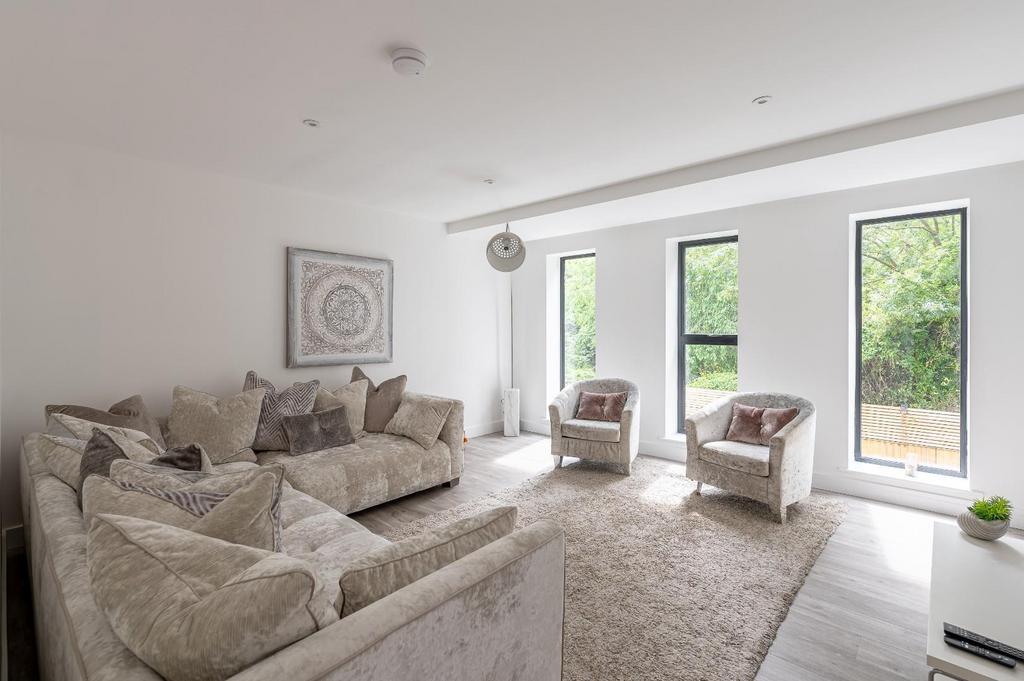 Rosemary Road, Lowfields Green, York... 3 bed detached house to rent £1,850 pcm (£427 pw)