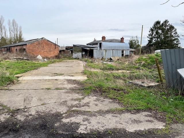 Lot 5 - Access.jpg