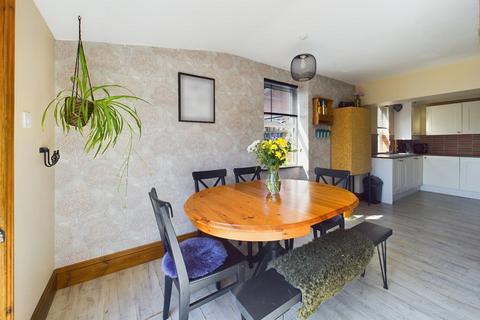 280 Linden Road, Gloucester, GL1 5DU