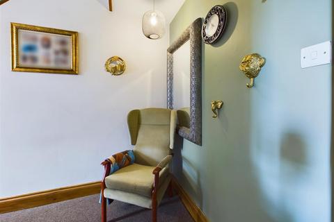 280 Linden Road, Gloucester, GL1 5DU