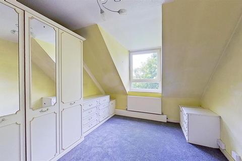 1 bedroom flat for sale, Augustus Road, London