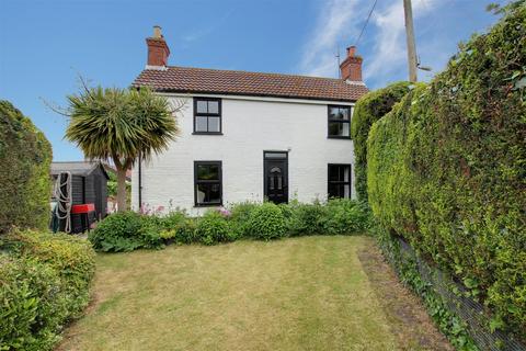 3 bedroom detached house for sale, 106 St. Leonards Drive, Skegness PE24