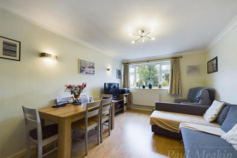 2 bedroom maisonette for sale, Addington Road, South Croydon