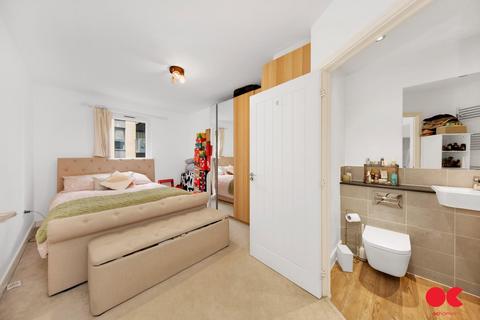 2 bedroom flat for sale, Hoffmans Road, Walthamstow E17