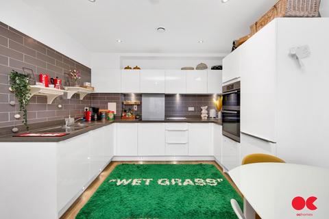 Flat 5, 1 Hoffmans Road, London, E17 6ZD