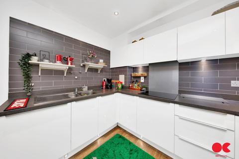 Flat 5, 1 Hoffmans Road, London, E17 6ZD