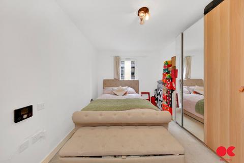 Flat 5, 1 Hoffmans Road, London, E17 6ZD