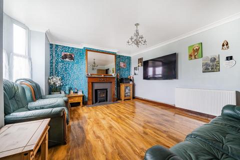 3 bedroom end of terrace house for sale, Holborough Road, Snodland
