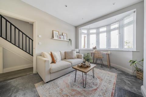 58 Oxhawth Crescent, Bromley, BR2 8BL