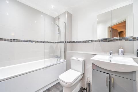 2 bedroom apartment to rent, Clarendon Place, Camberley GU15
