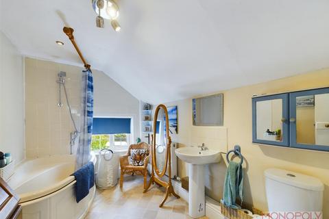 Tegfan Methodist Hill, Froncysyllte, Llangollen, LL20 7SN