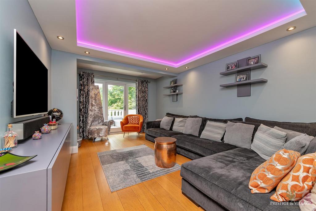 Reception Room 3 / TV Room