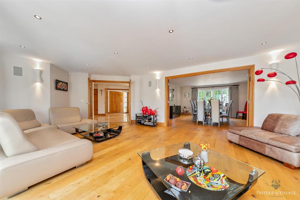 Reception Room 2 / Lounge