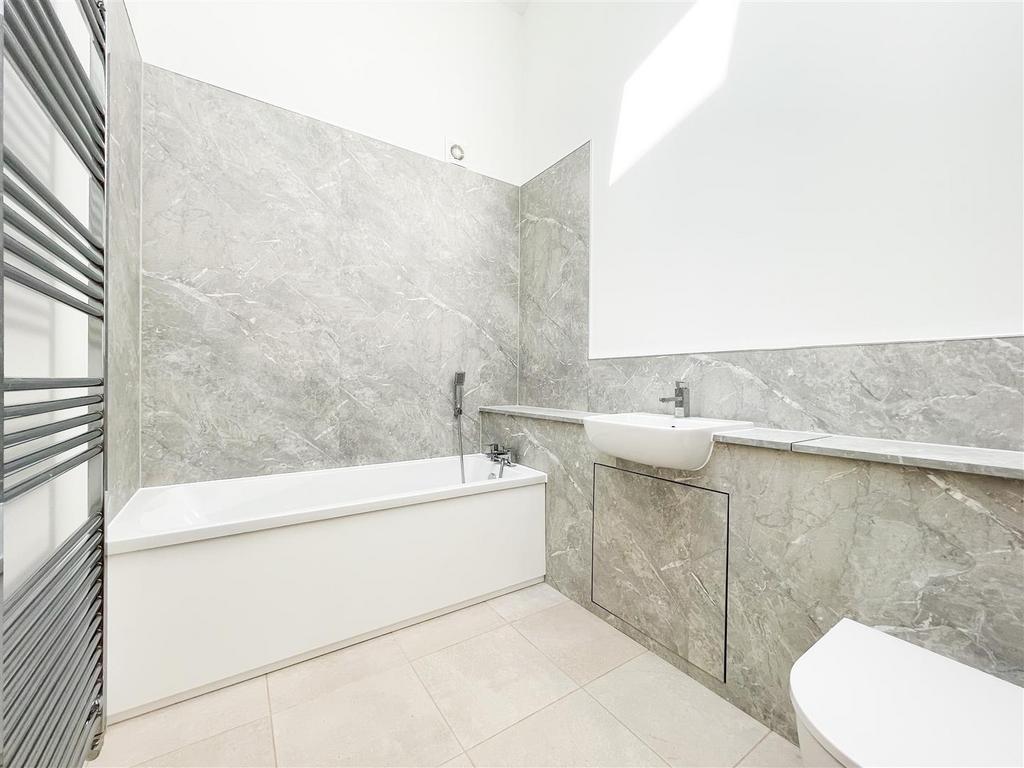 Family bathroom