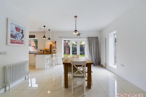 Walnut Tree Cottage Burton Road, Rossett, Wrexham, LL12 0HY