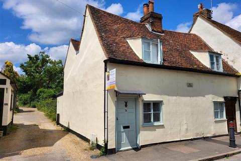 2 bedroom cottage for sale, High Street, Puckeridge - Garage and Parking