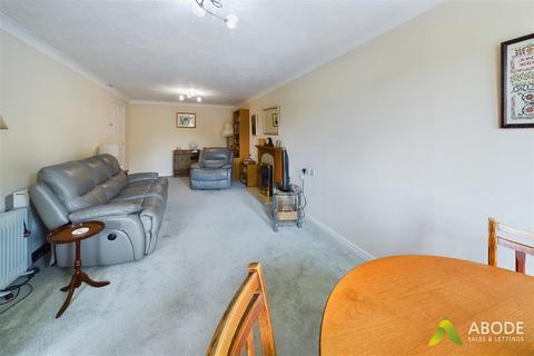 2 bedroom apartment for sale, Chatsworth Court, Ashbourne DE6