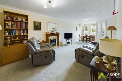 2 bedroom apartment for sale, Chatsworth Court, Ashbourne DE6