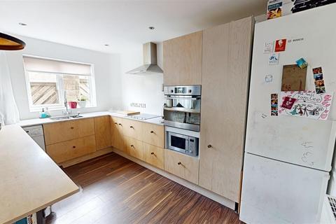 2 bedroom apartment for sale, Lilly Street, Sowerby Bridge, Halifax