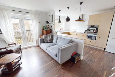2 bedroom apartment for sale, Lilly Street, Sowerby Bridge, Halifax
