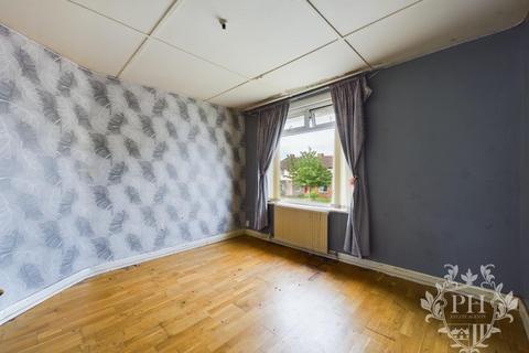 2 Birchington Avenue, Grangetown, Middlesbrough, TS6 7HB