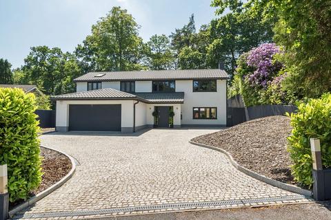 20 Calvin Close, Camberley, GU15 1DN