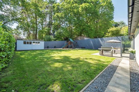20 Calvin Close, Camberley, GU15 1DN