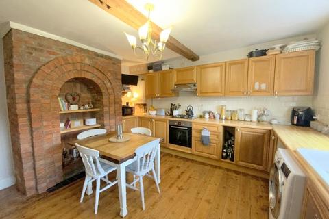 3 bedroom terraced house for sale, Market Place, Tetney, Grimsby