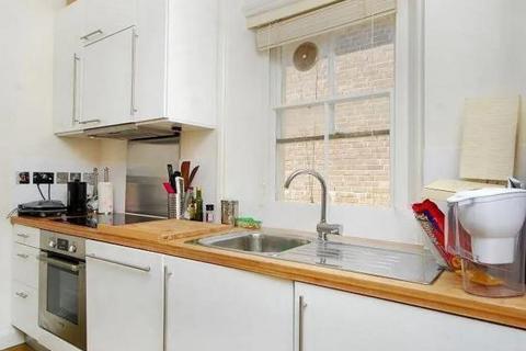 1 bedroom house to rent, Buckland Crescent, London