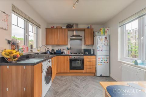 3 bedroom end of terrace house for sale, Taran, Alloa