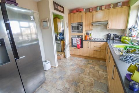 4 bedroom detached house for sale, Ulley View, Aughton, Sheffield, S26